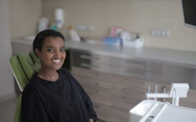 Guía para pacientes: Preparación y cuidados antes y después de un blanqueamiento dental